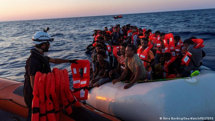 Mediterranean rescue ship drops off 459 rescued migrants in Italy ...