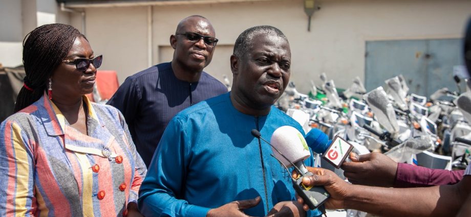 Deputy Minister Hands Over 70 Motorbikes To Fight Illegal Forest deputy-minister-hands-over-70-motorbikes-to-fight-illegal-forest