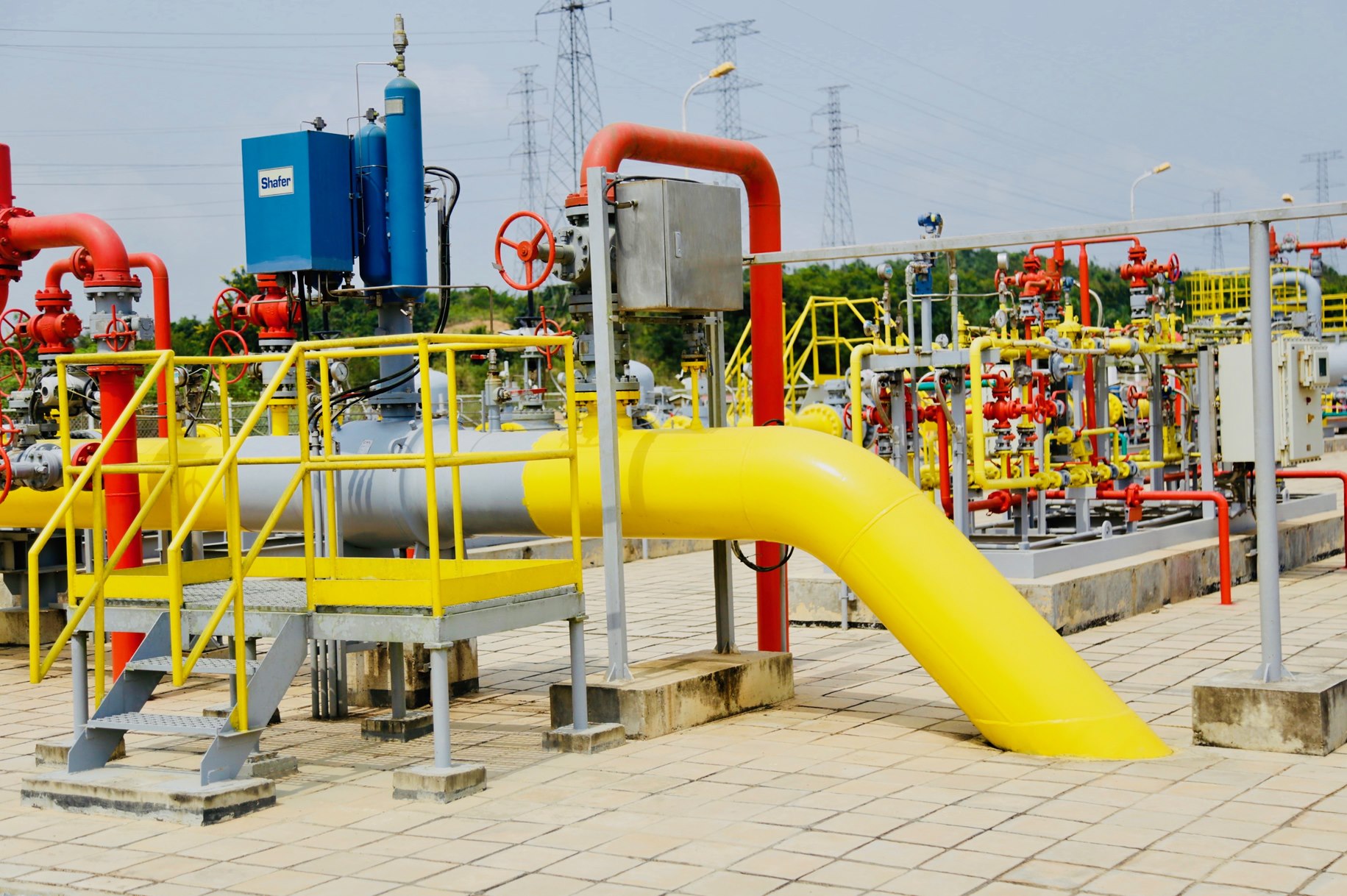 energy-ministry-delegation-visits-ghana-gas-company-ghana-news-agency