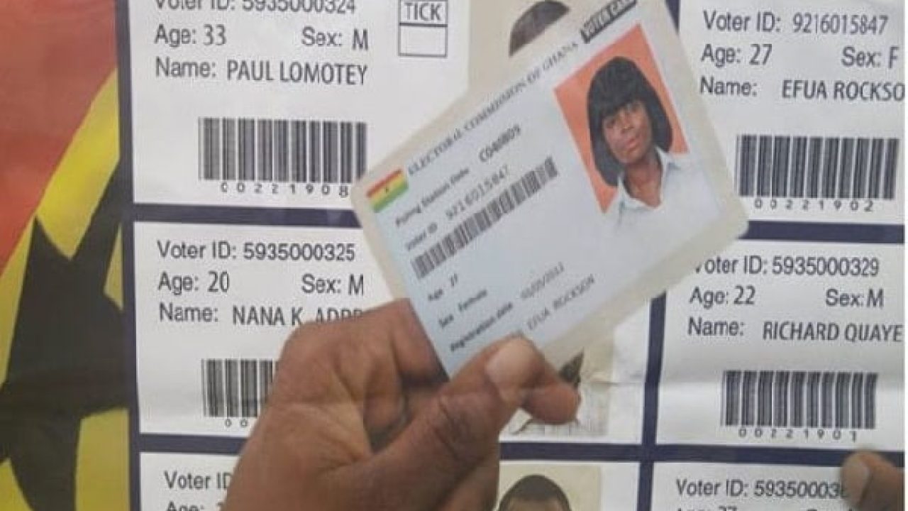 Scores visit EC offices in Ashanti to register for voter identification ...