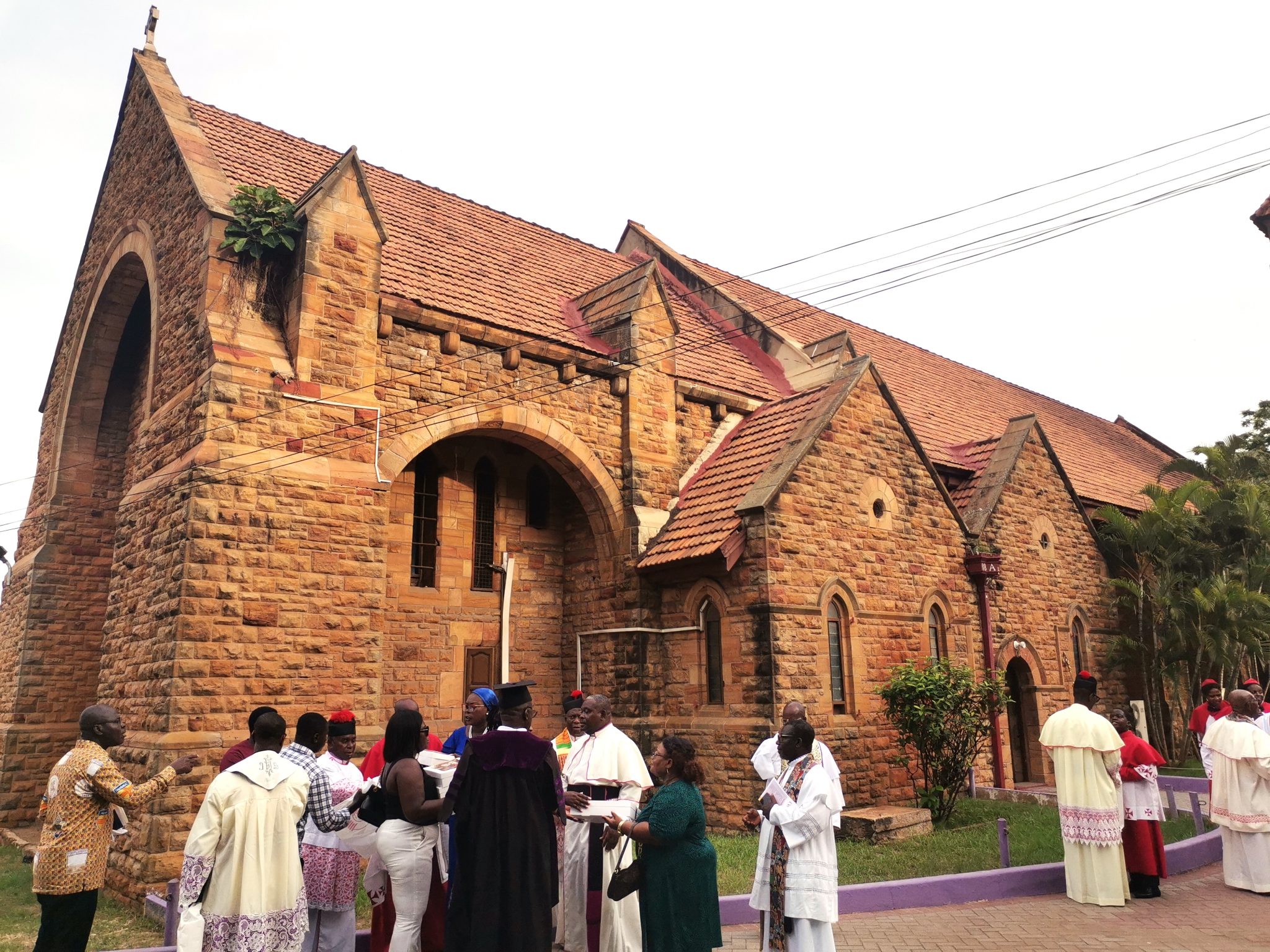 president-touts-ghana-s-oldest-anglican-cathedral-advocates-protection