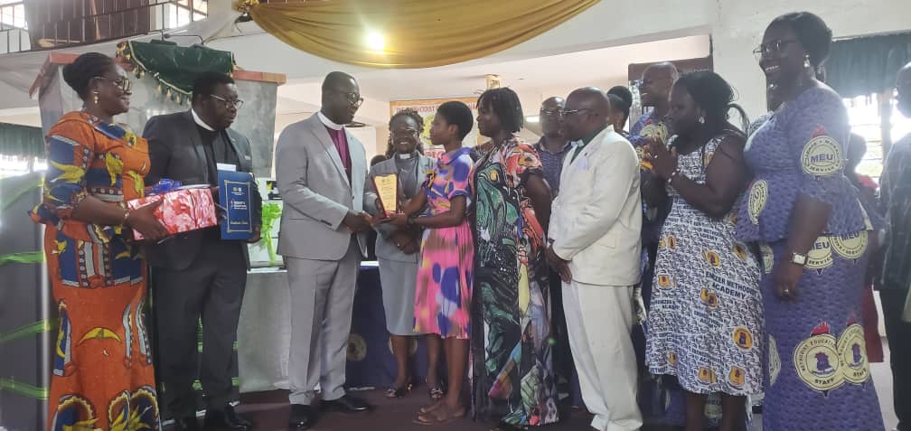 methodist-bishop-sets-new-standards-with-educational-excellence-awards
