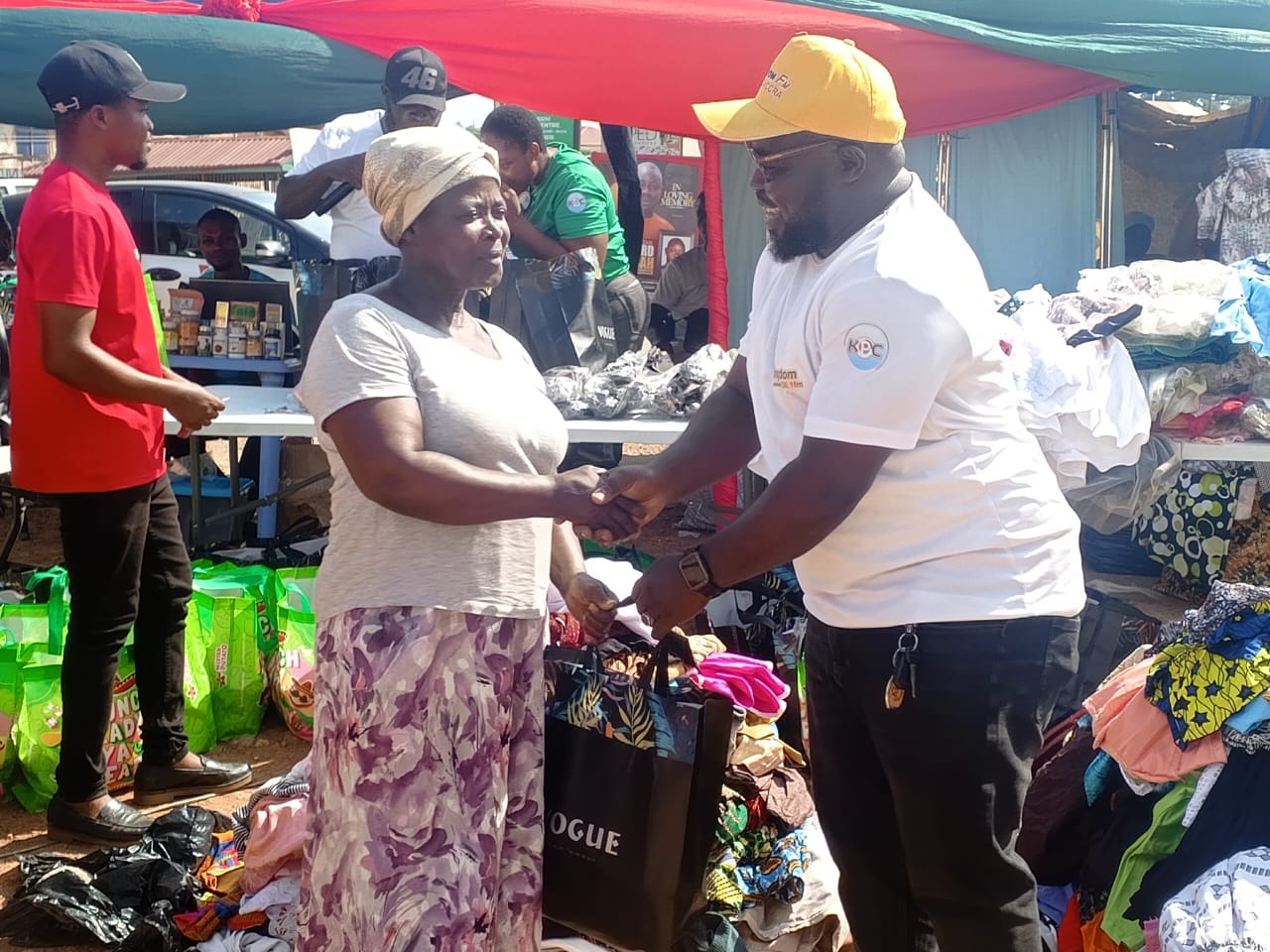 Kingdom FM lights up Mankessim with early Christmas magic | Ghana News ...