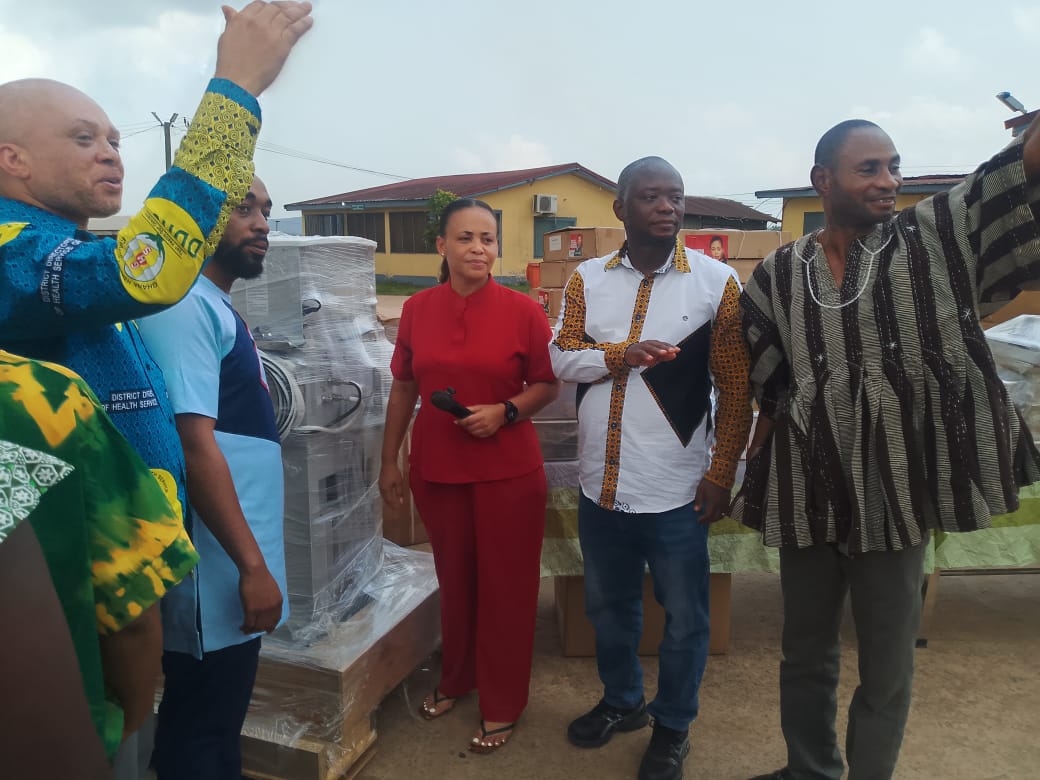Mavis Kuukua-Bissue donates medical equipment to health facilities in Ahanta-West