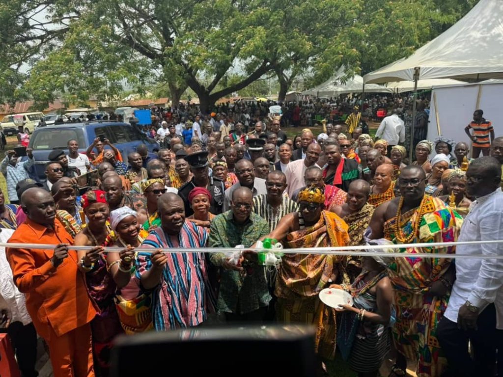 Speaker commissions renovated Awudome Traditional Council Hall ...