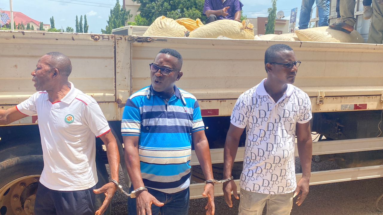 COCOBOD anti-smuggling unit arrests four suspects, impounds over 100 bags of beans