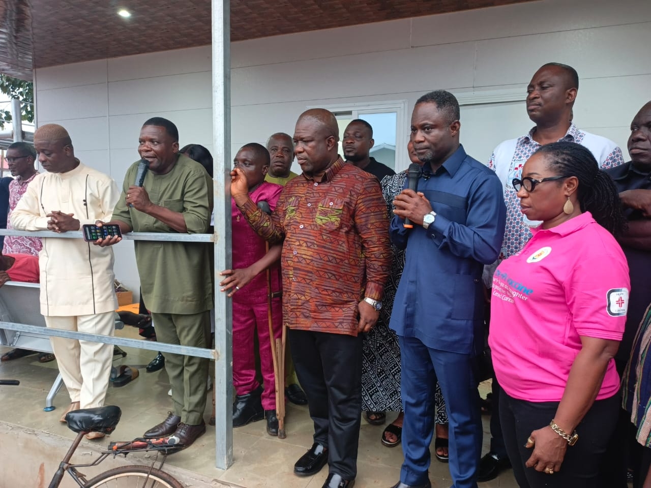 Health Minister inspects Dzodze Dzesime Market Health Kiosk Project  