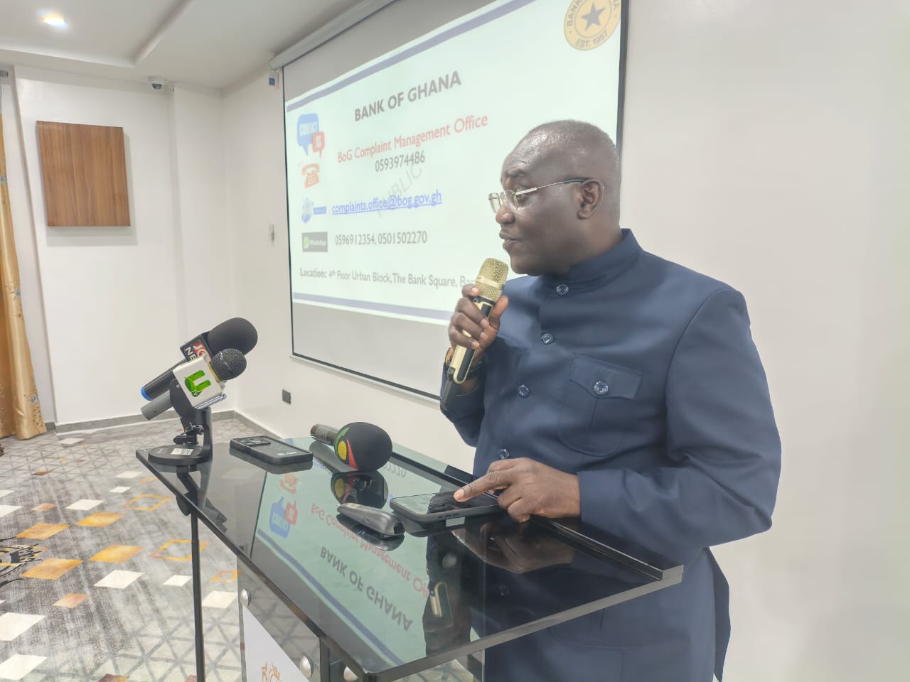 Bank of Ghana urges public to uphold dignity of local currency