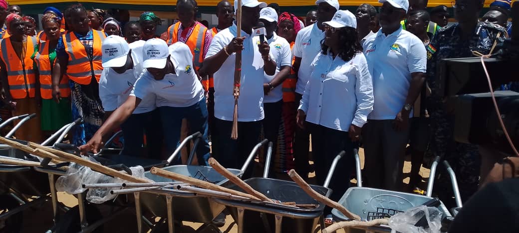 Government launches Eco-Brigade Initiative in Ellembelle; 250 workers employed 